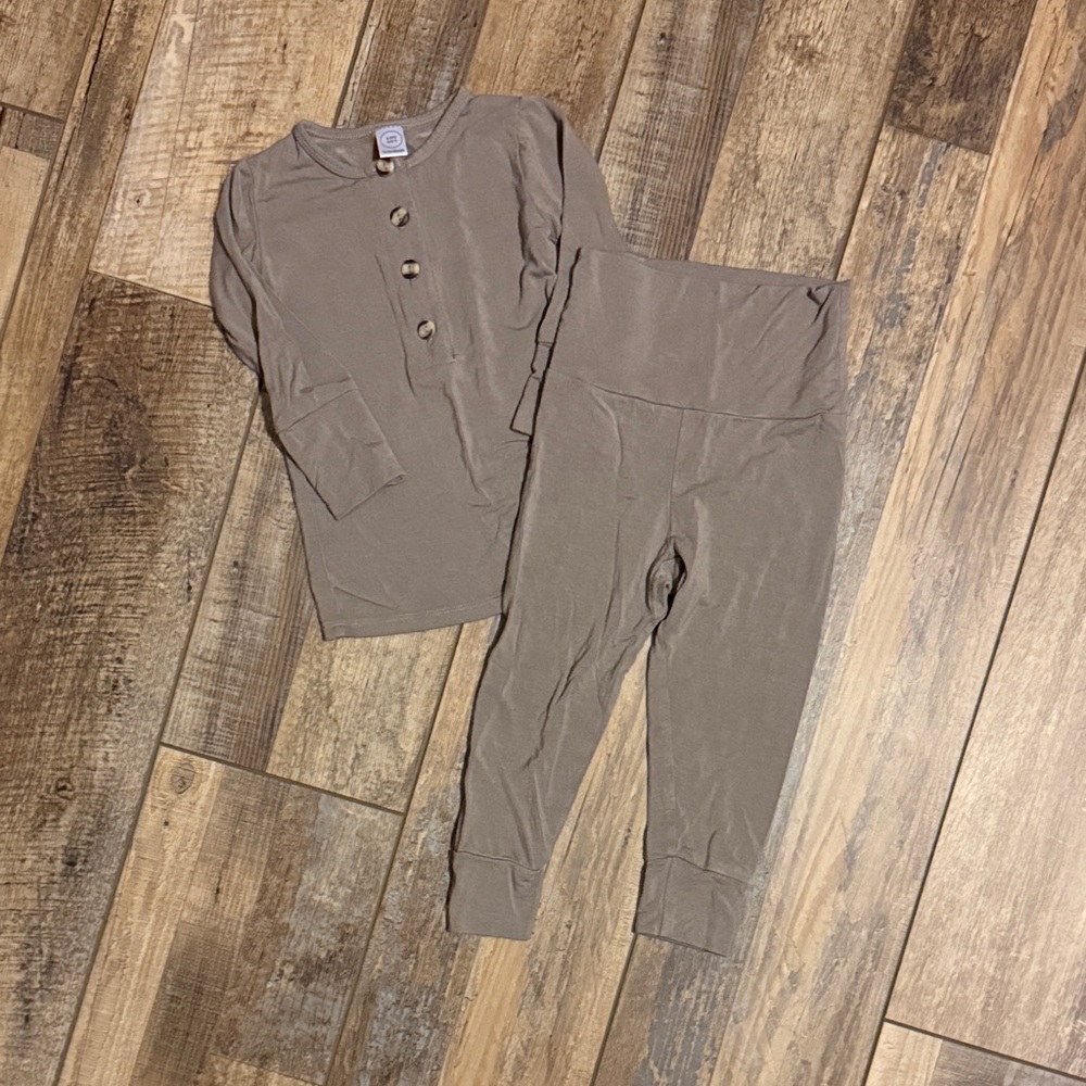 Lou Lou & Company Toddler Top and Bottom Set